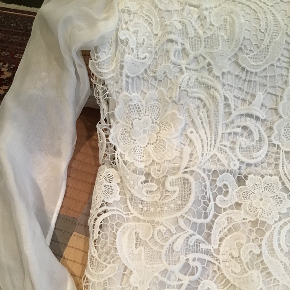 HOSTESS PICK Silk Blend Lace Blouse Made in Italy - Picture 3 of 8